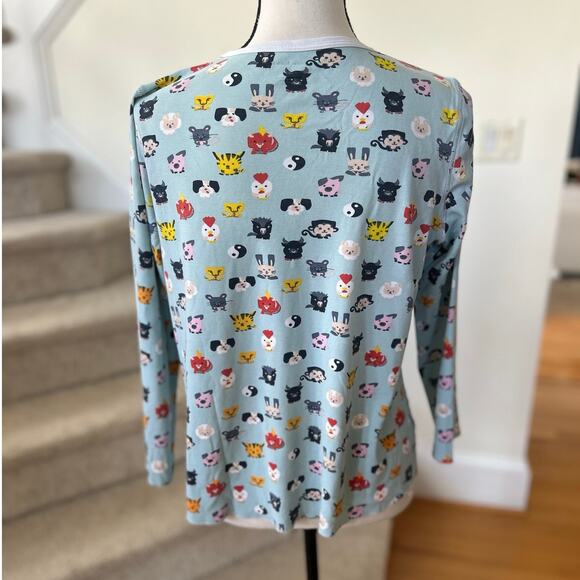 Roller Rabbit Women's Blue Farm Animal Print Long Sleeve Henley Pajama Top - Picture 3 of 5